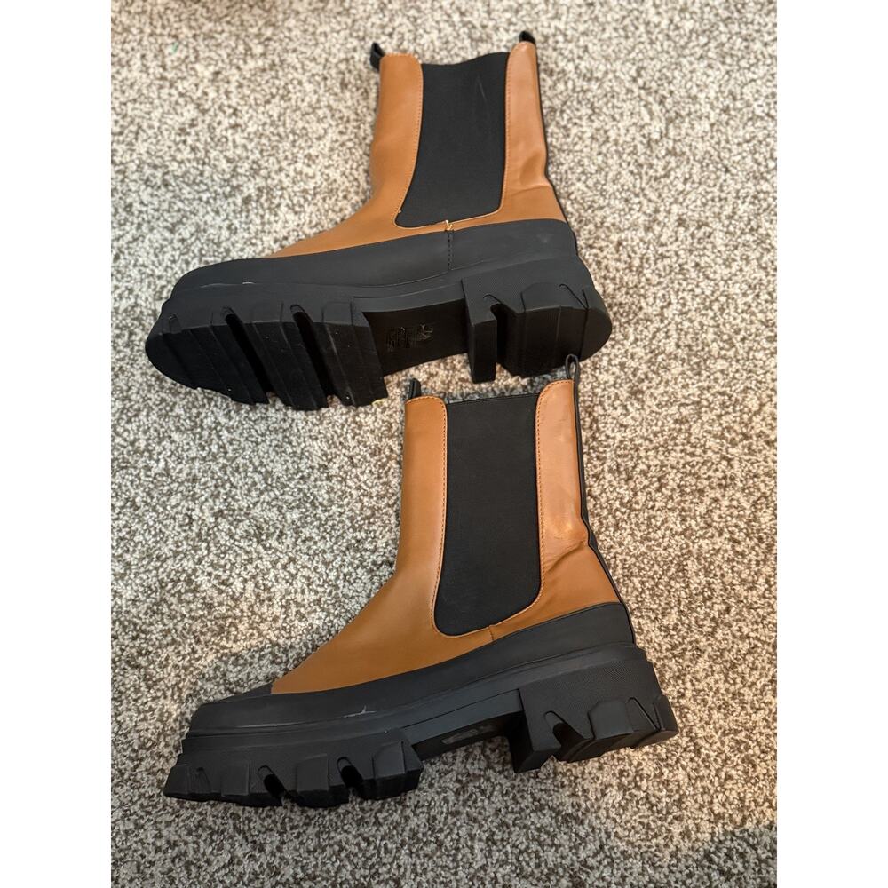 Portland by Portland Boot Company Mudguard Chelsea Boots Womens sz 9